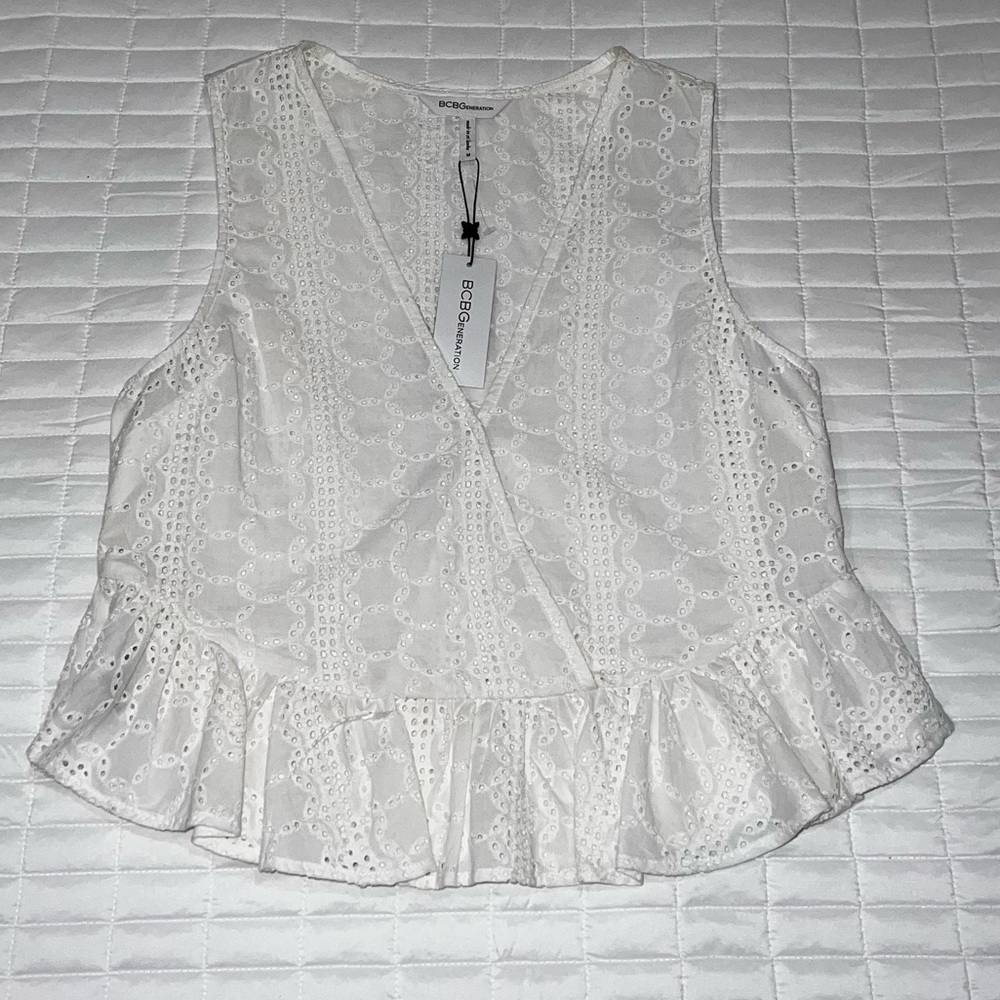 NWT BCBGeneration optic white lace top